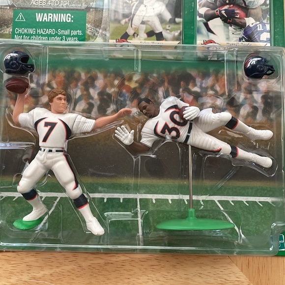 Starting Lineup Football NFL Classic Doubles John Elway and Terrell Davis - Picture 4 of 8